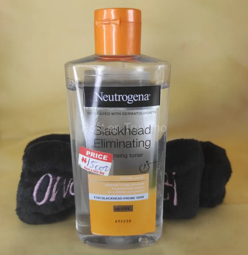 Neutrogena Blackhead Eliminating Cleansing Toner