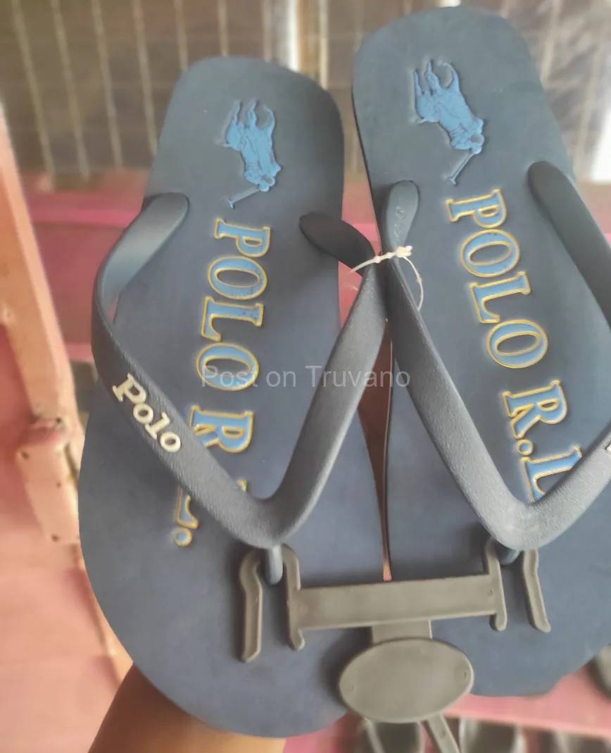 Polo R.L flip flops