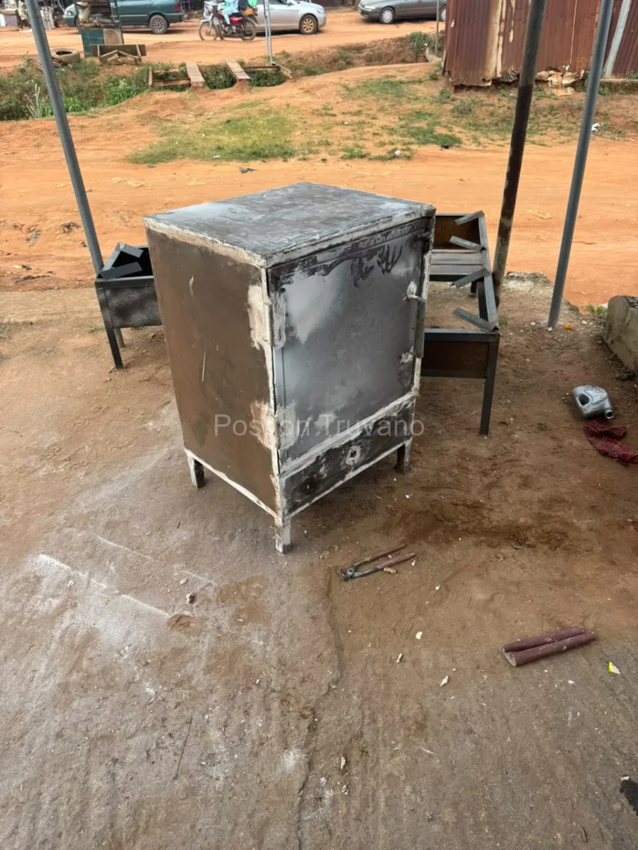 Vanguard Artisan Metal Oven